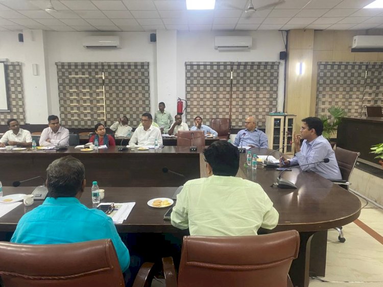जिला सड़क सुरक्षा समिति की बैठक सम्पन्न अनुपस्थित अधिकारियों को कारण बताओं नोटिस जारी करने के दिए निर्देश